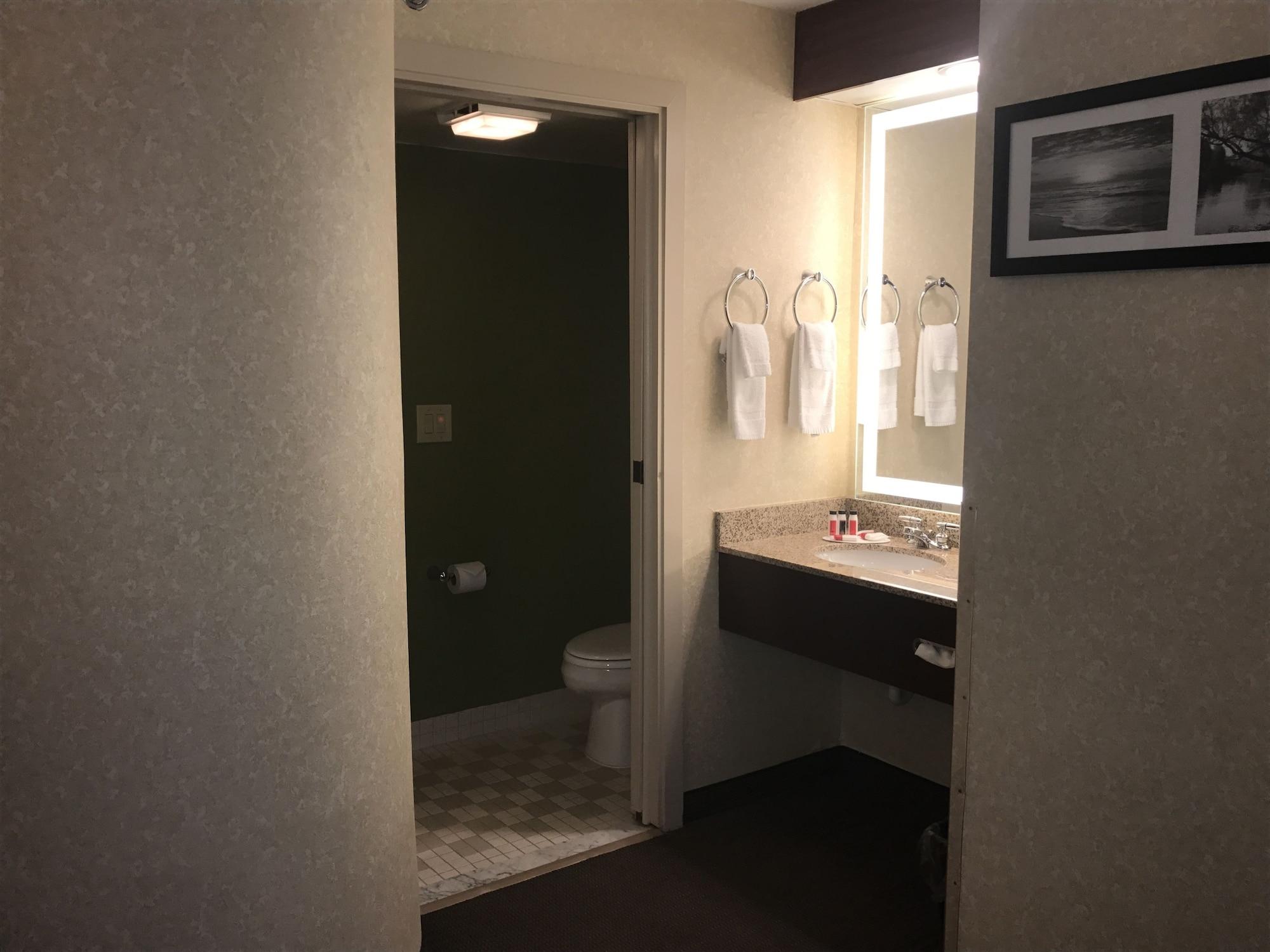 Hotel Baymont By Wyndham Flat Rock Exterior foto
