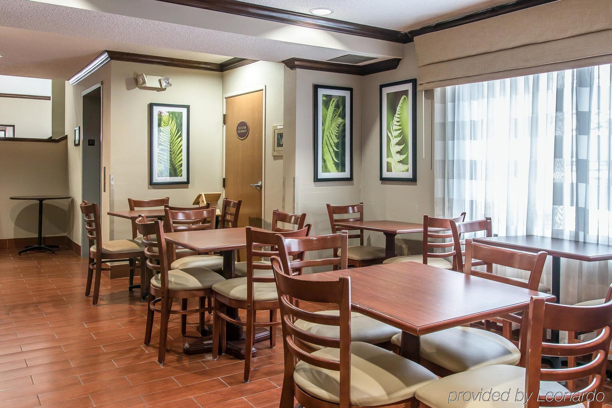 Hotel Baymont By Wyndham Flat Rock Exterior foto